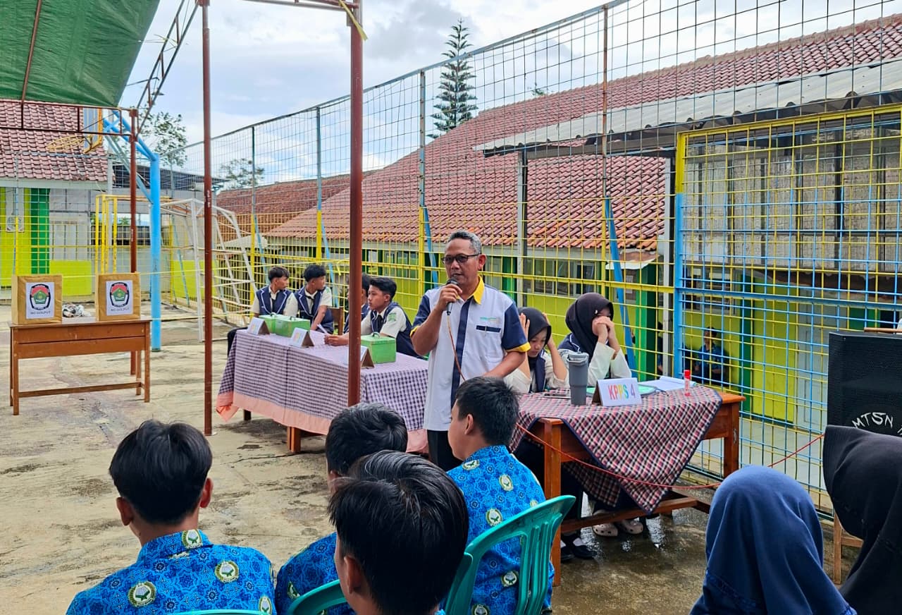 Tanamkan Jiwa Demokrasi: MTsN 11 Majalengka Gelar Pemilihan Ketua OSIS Masa Bakti 2026–2027